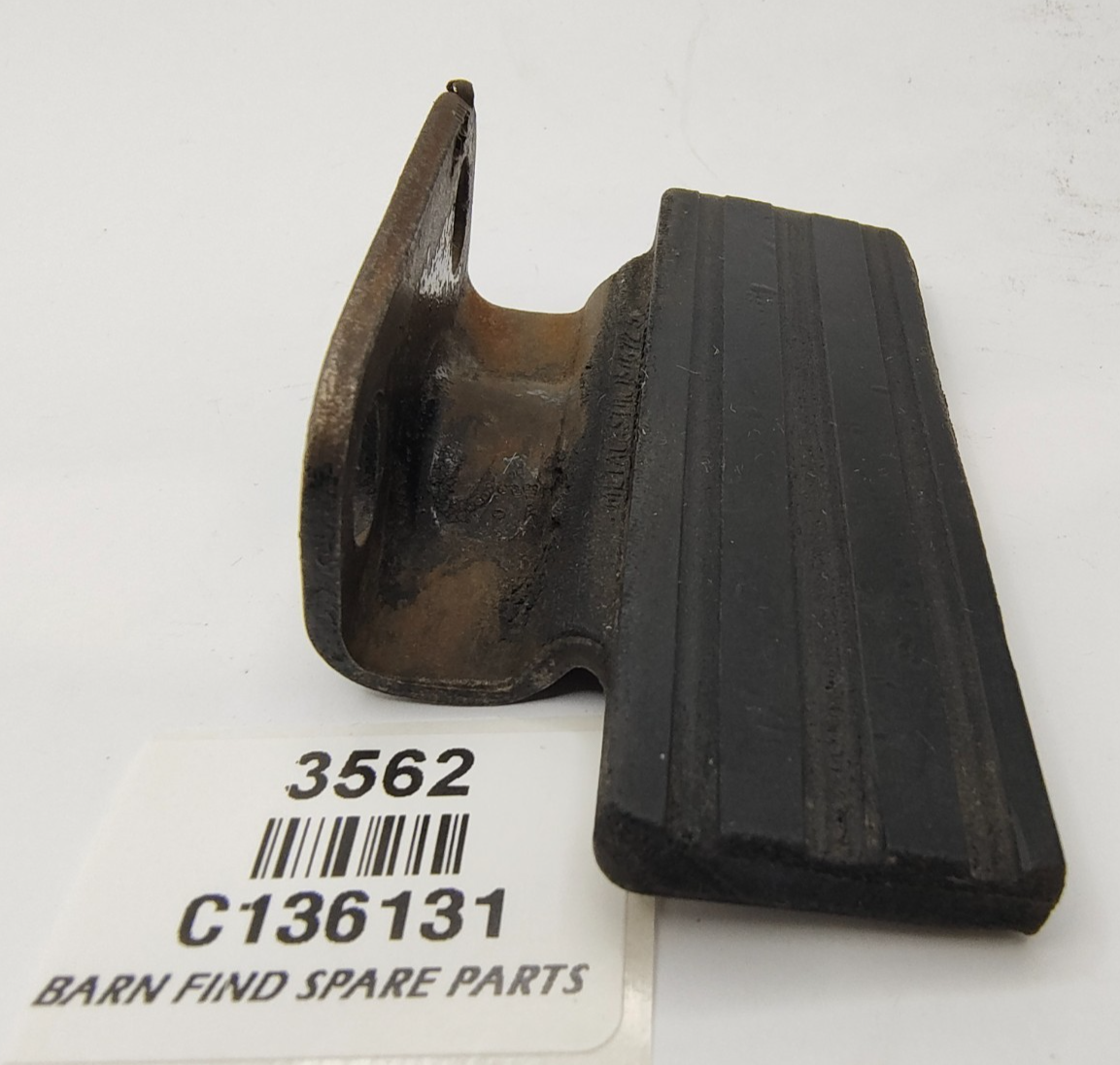 Original Jaguar timing chain damper  Used C136131 Suits Jaguar 3.4 & 3.8 Engines4
