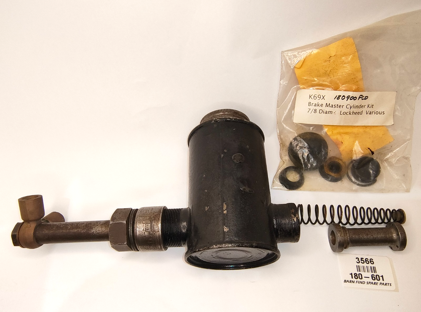 Original used Lockheed 7/8 inch Brake Master cylinder Suits MG TA TB TC 1936-5013