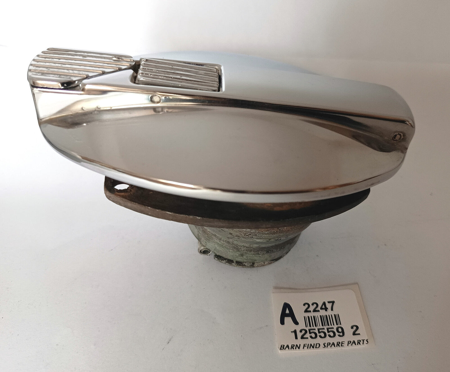 Jaguar Chrome Thin Fuel Filler Cap, 125559 2. Used Condition1