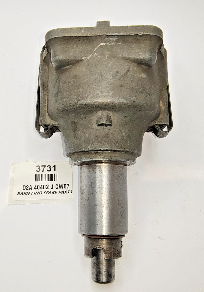 Original Lucas D2A 40402 CW67  Used Distributor Date stamped 9 555