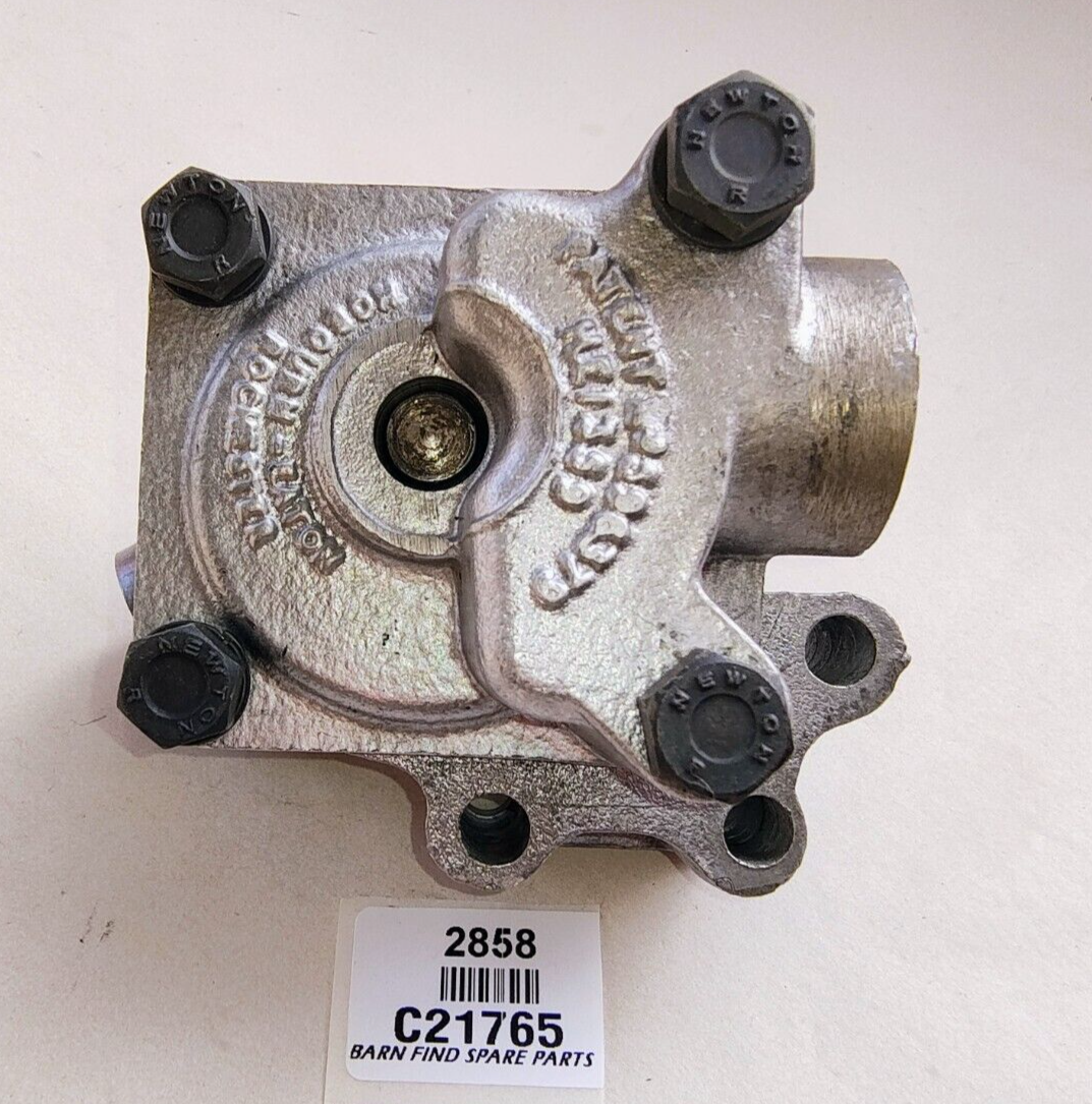 Jaguar Oil Pump Hoburn-Eaton with 1/2" shaft  3.4/3.8 type pump New Old Stock0