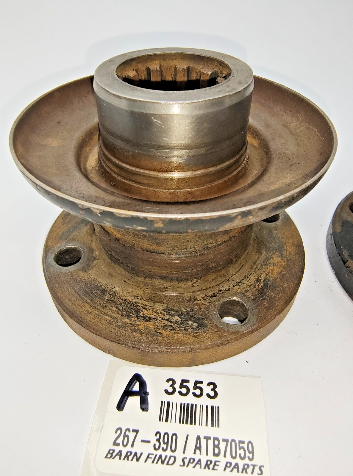 Pinion Flange with dust cover good used 267390  ATB7059 suits some MGA MGB7