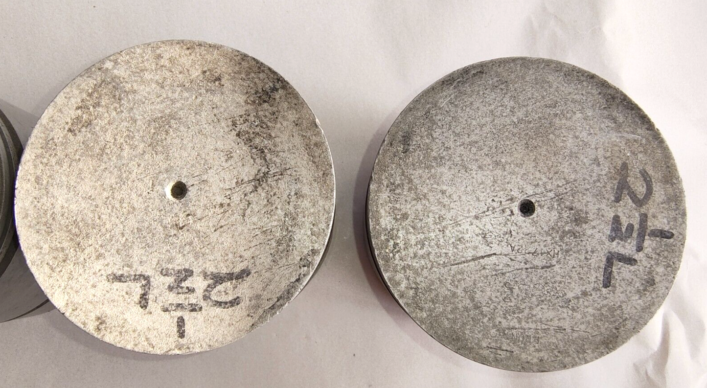 Job Lot of 6 x Jaguar 2.5 2 1/2 litre 2664 cc used pistons 4 x HX1722  2 x WS2449