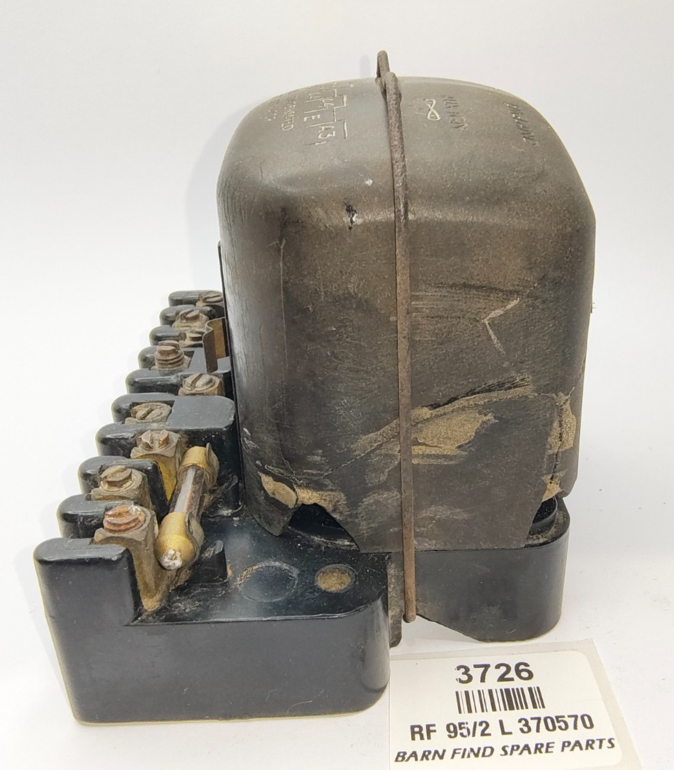 ORIGINAL Used LUCAS RF95/2 L 12V Voltage Regulator 370570 Date Stamped 11 483