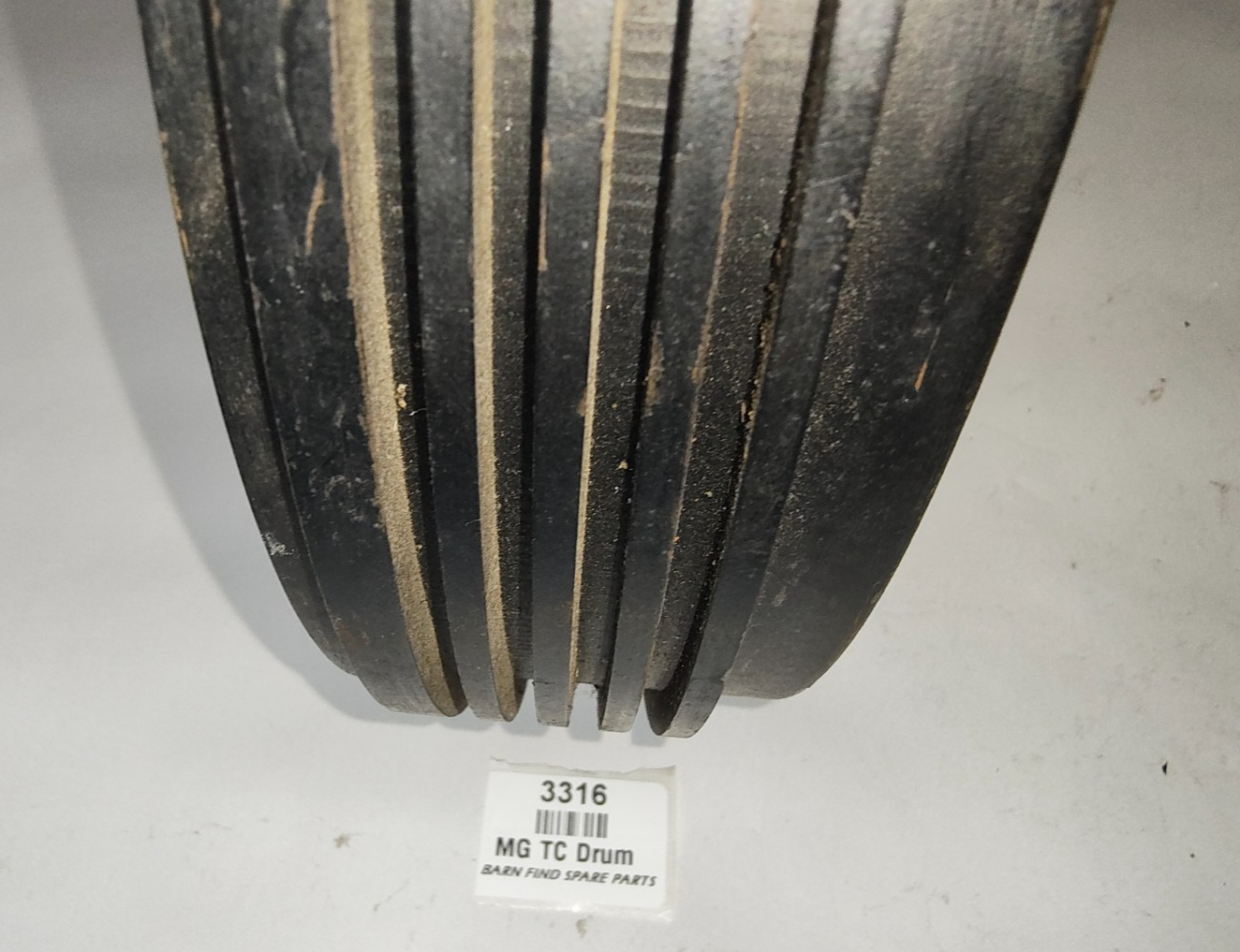 Original MG TC MGTC Cast Iron Finned Brake Drum Rare New Old Stock  MG688/106