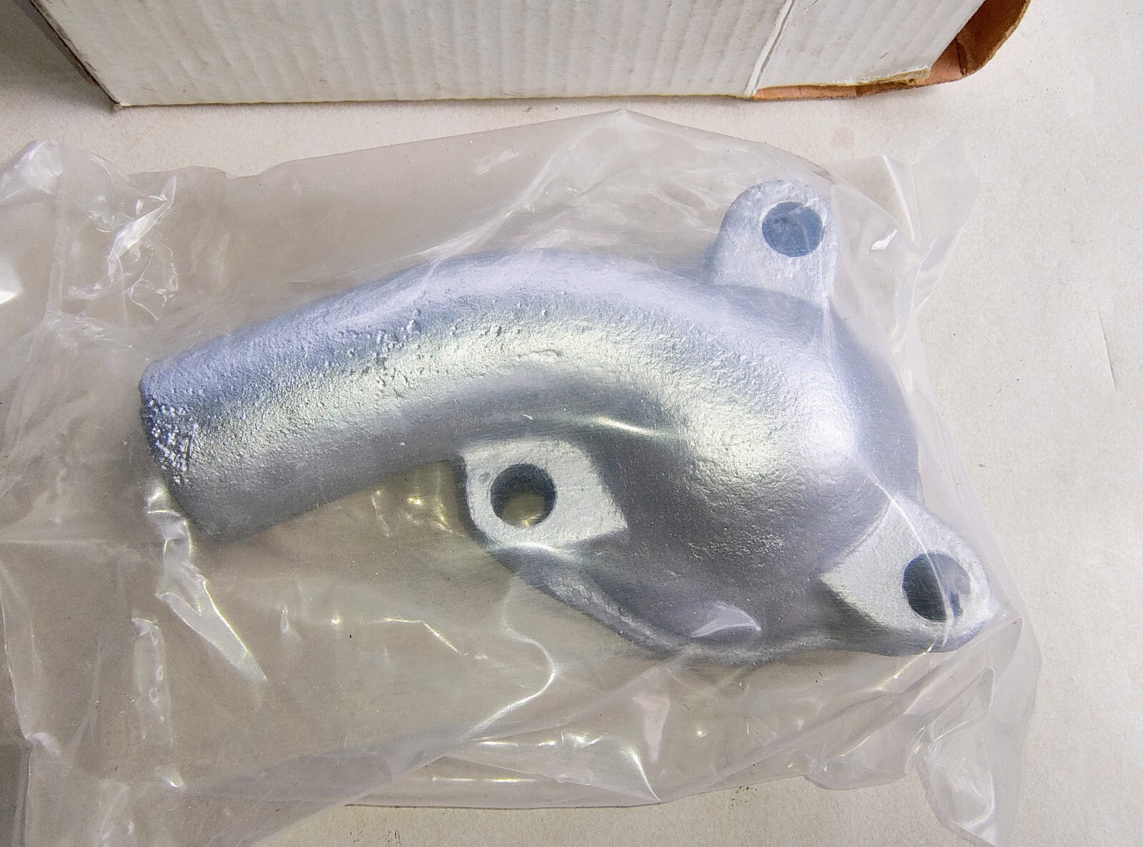 THERMOSTAT Alloy Housing 460-945 / 12H2556, New Old Stock.1