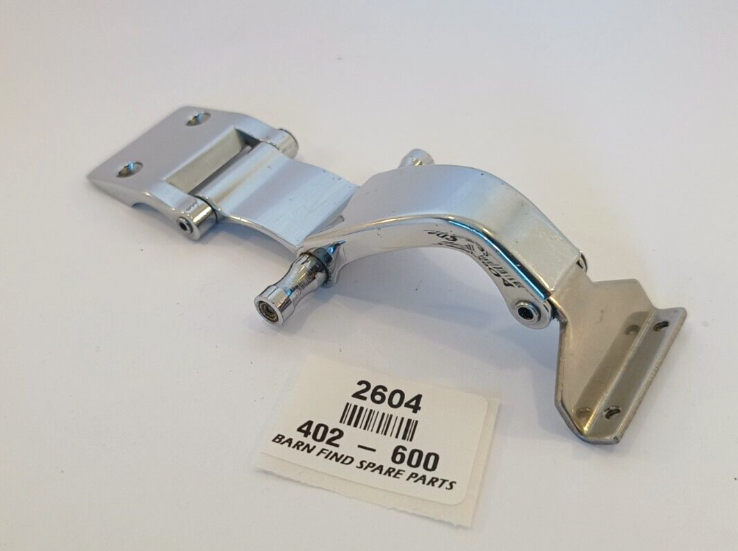 MGB GT Toggle catch right rear side 1/4 Window  MGBGT 402-6001