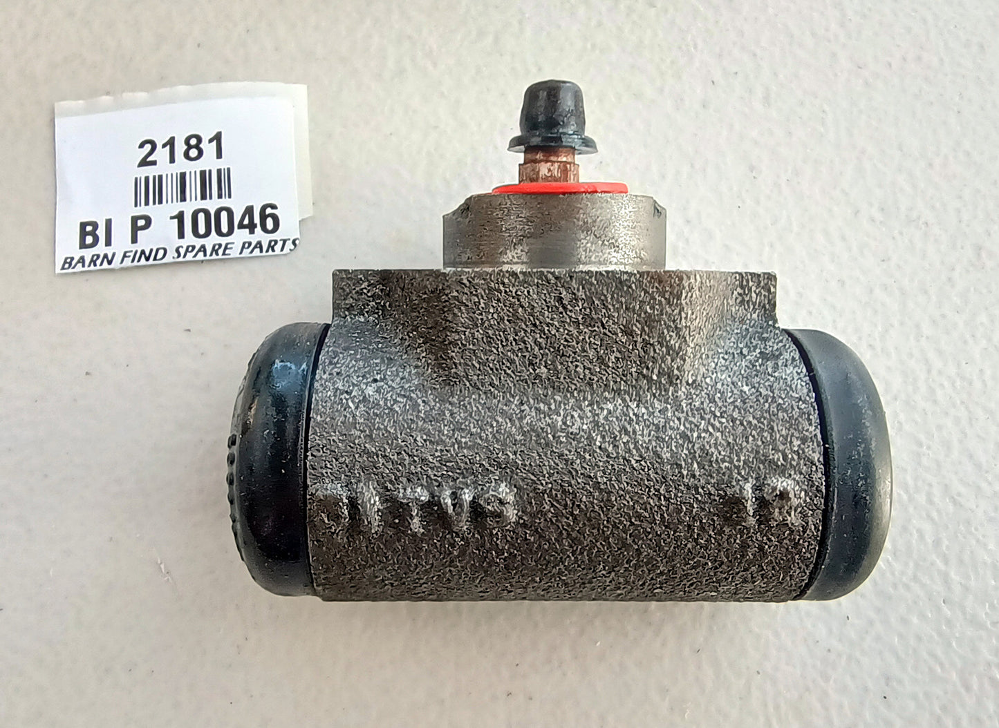 HOLDEN COMMODORE REAR DRUM BRAKE WHEEL CYLINDER, BI P 10046. New Old Stock.1