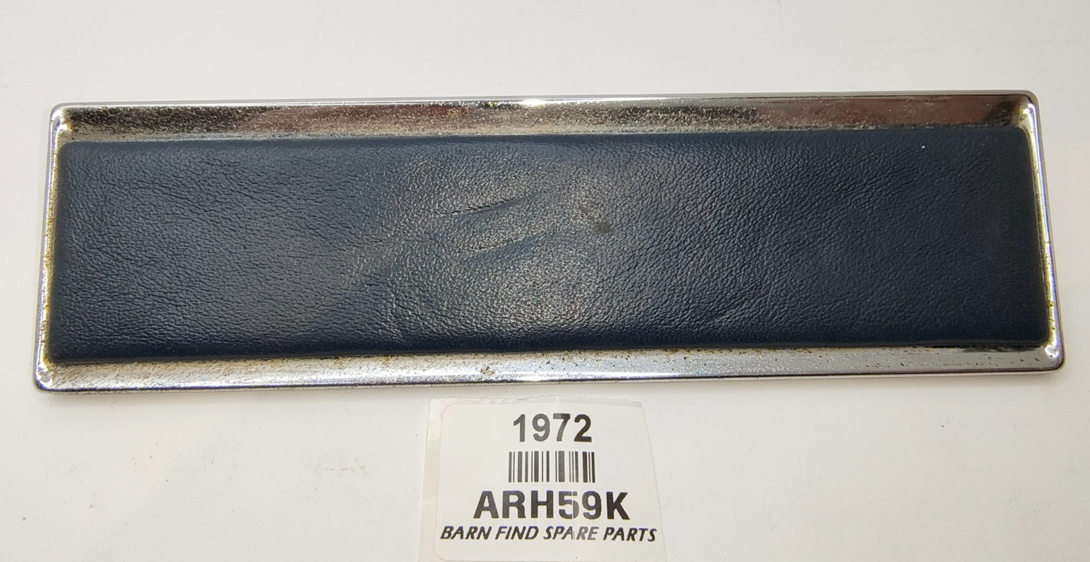 Original Used chrome black vinyl radio aperture blanking plate ARH59K various MG0