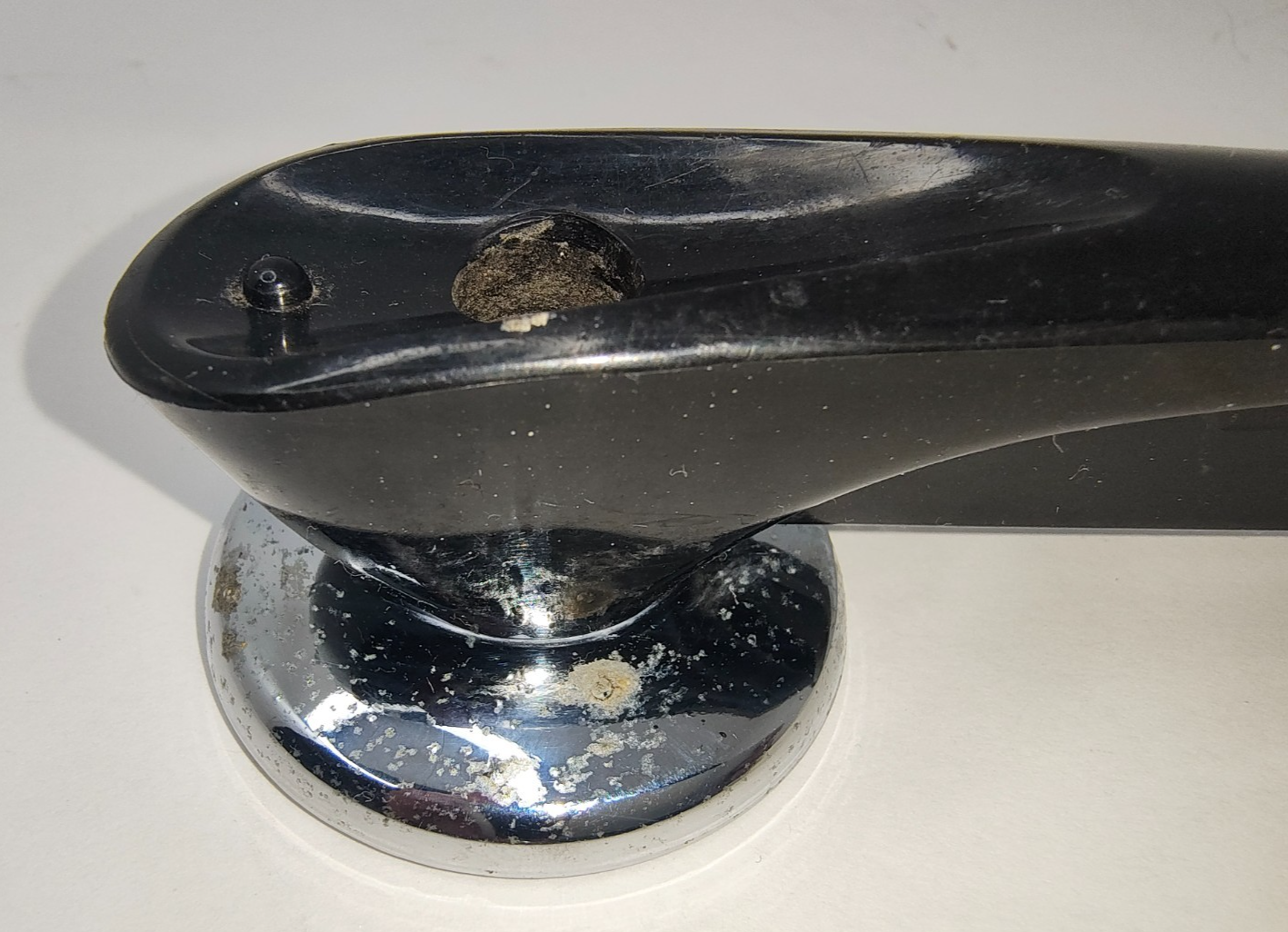 Original used MGB Mini Cooper Door handle opening black 472-2504