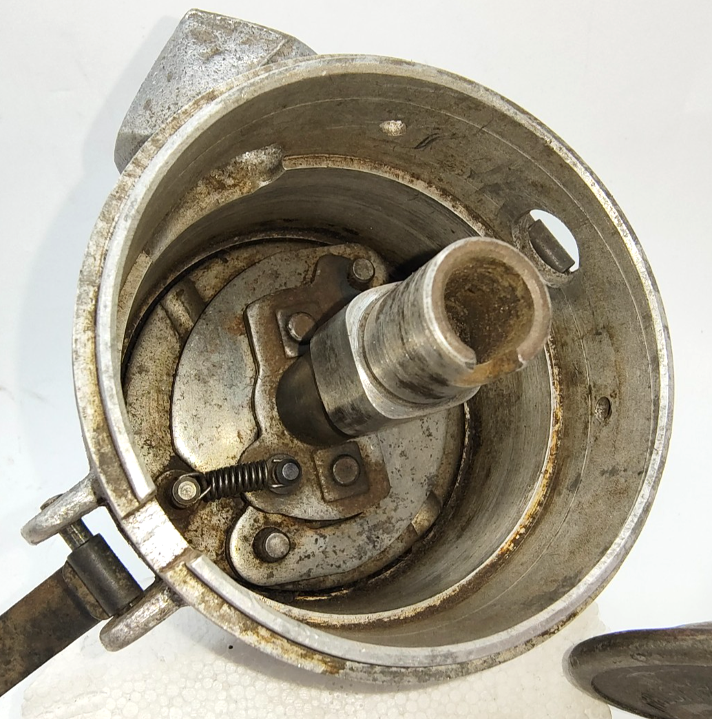 Lucas USED 29D DISTRIBUTOR 62941070A type AYH0416 POINTS IGNITION 4 cylinder20