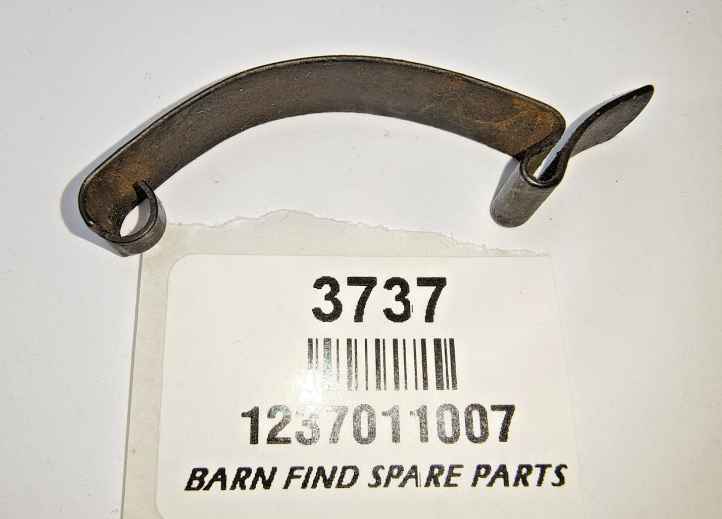 Bosch / Delco Remy used Distributor Housing to Cap Clip Part No. 12370110070
