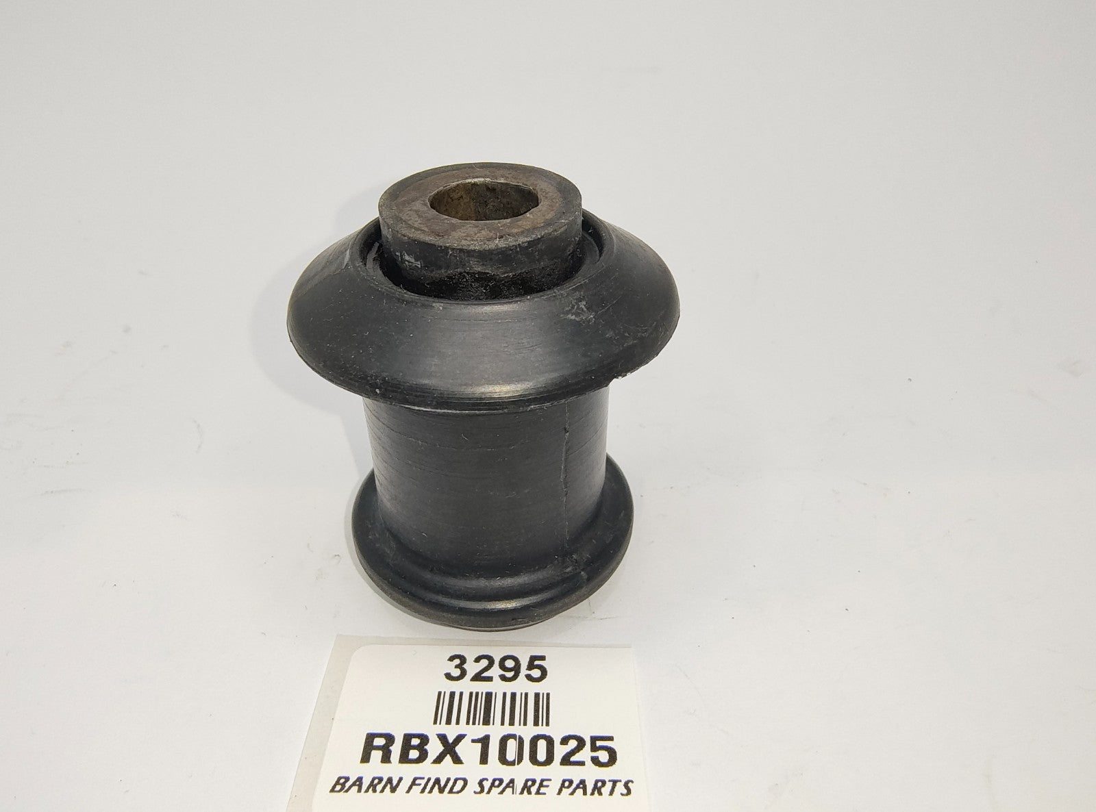 Suspension Bush Original front arm / wishbone inner lower support bush RBX100253