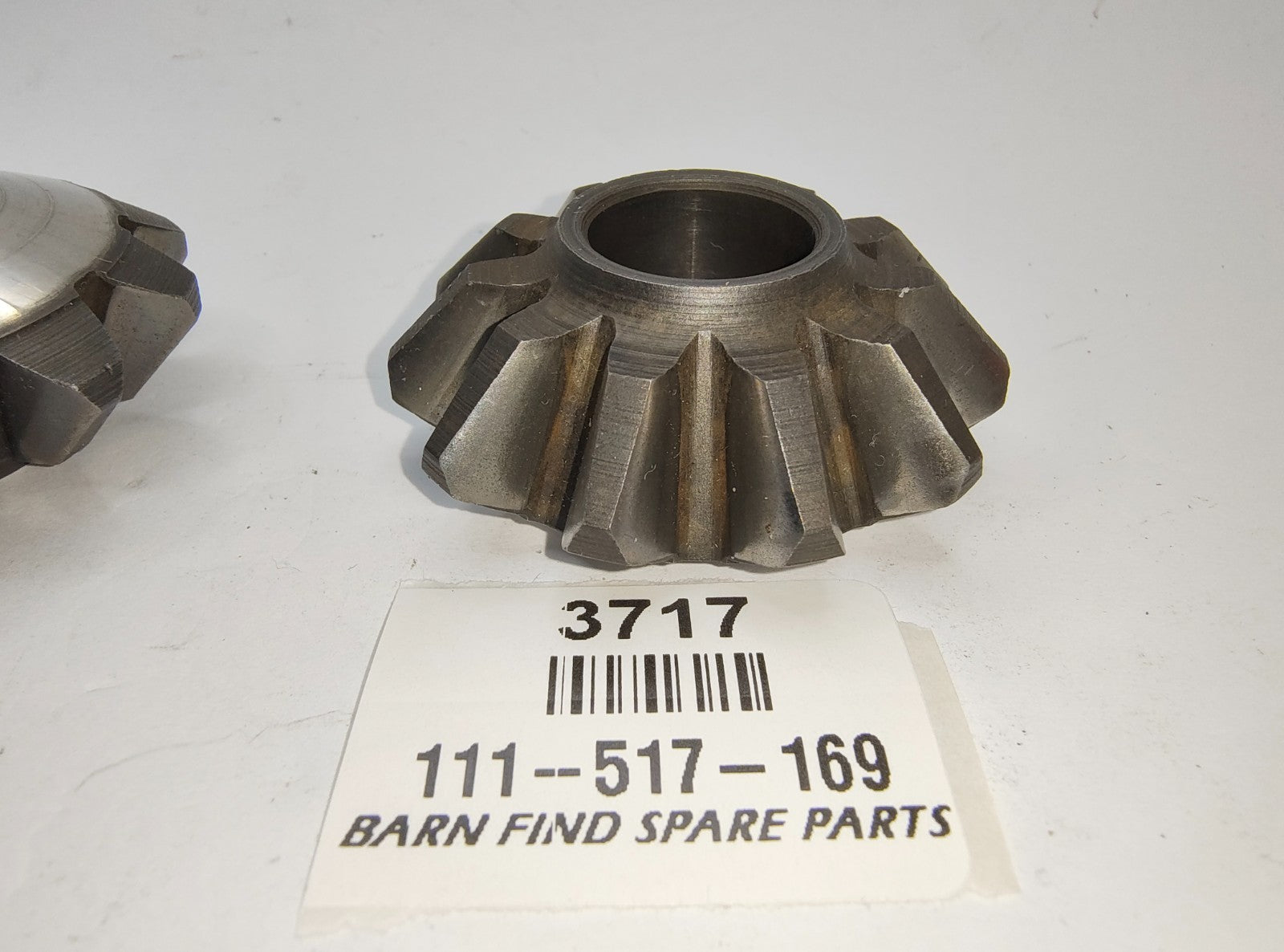 Pinion gears (pair) 11 tooth very good condition or New Old Stock 111-517-1697