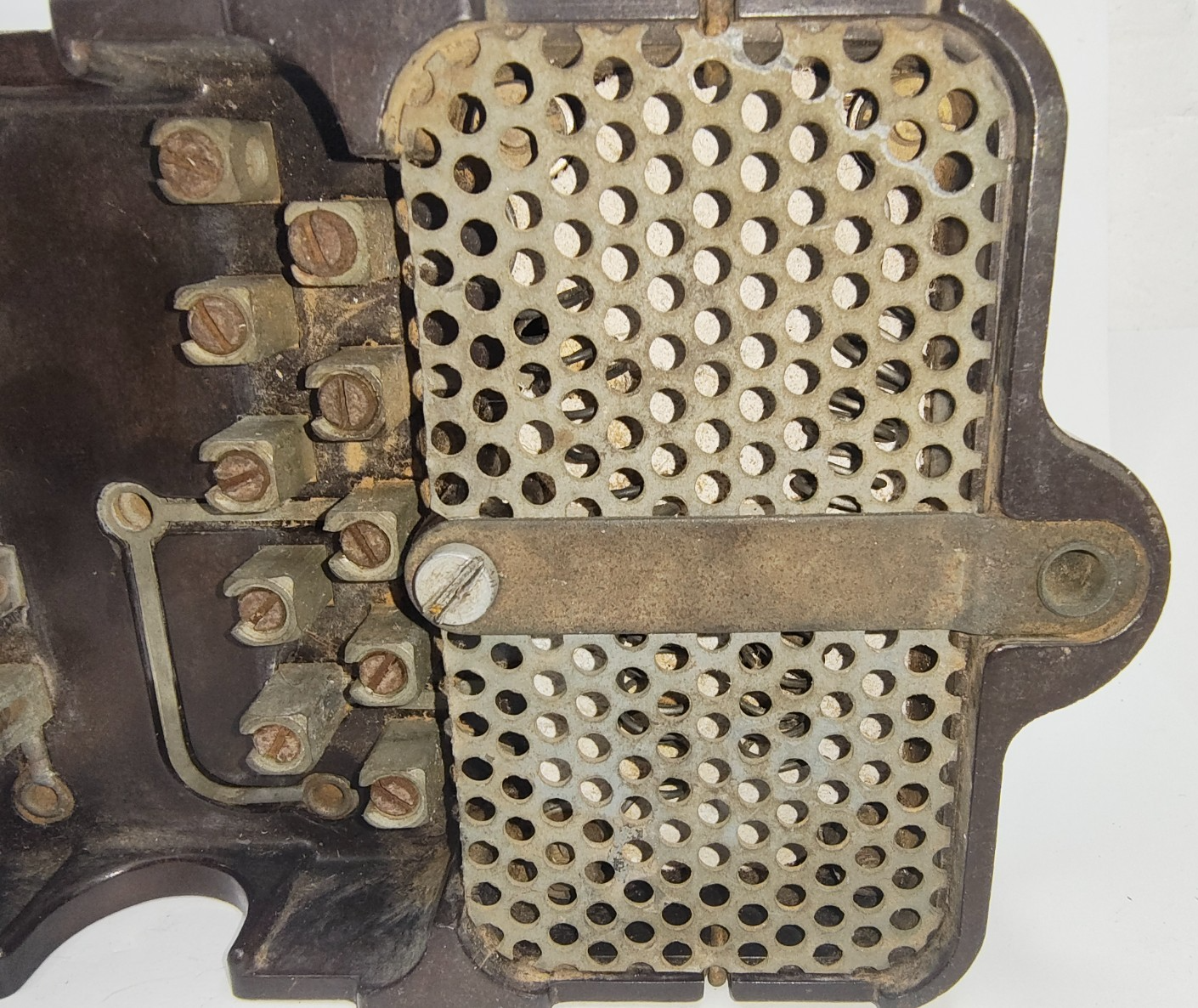 Original vintage Used LUCAS regulator cutout & fuse box 336112 CJR L20 6 Volt LR8