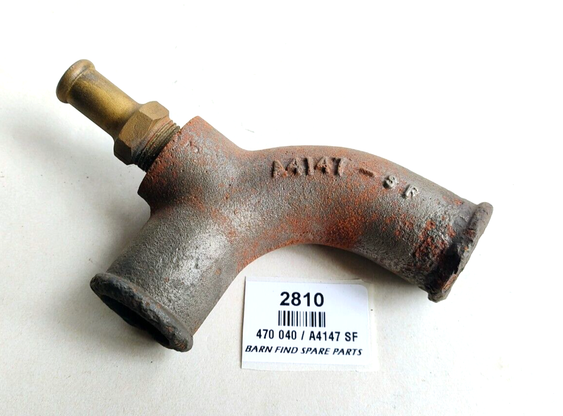 Elbow Bottom Hose connector pipe ( Cast Iron ) 470 040 / A4147 SF Good Used Cond0