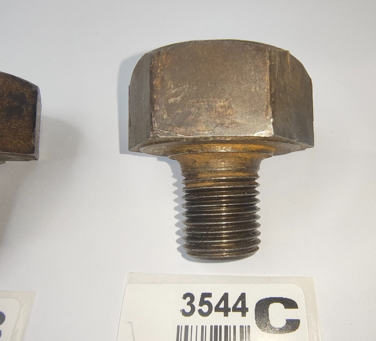 Crankshaft Genuine Original pulley bolt good used 322120 suits MG & various5