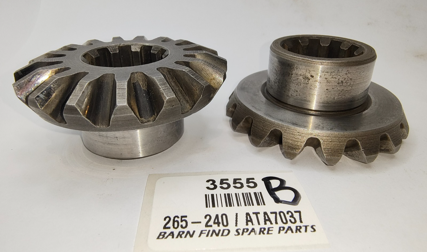Pair of Original differential Spider Gears 265240 ATA7037 Some MG Austin Morris12