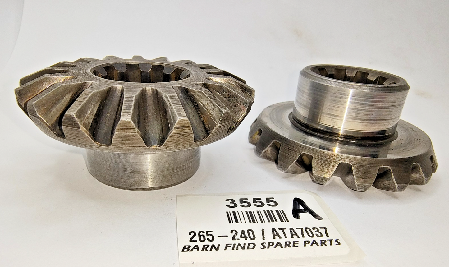 Pair of Original differential Spider Gears 265240 ATA7037 Some MG Austin Morris4