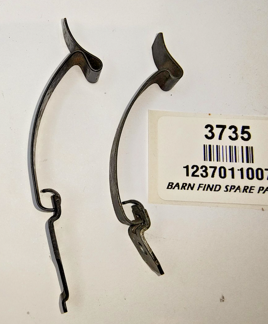Bosch / Delco Remy used Distributor Housing to Cap Clip set Part No. 12370110072