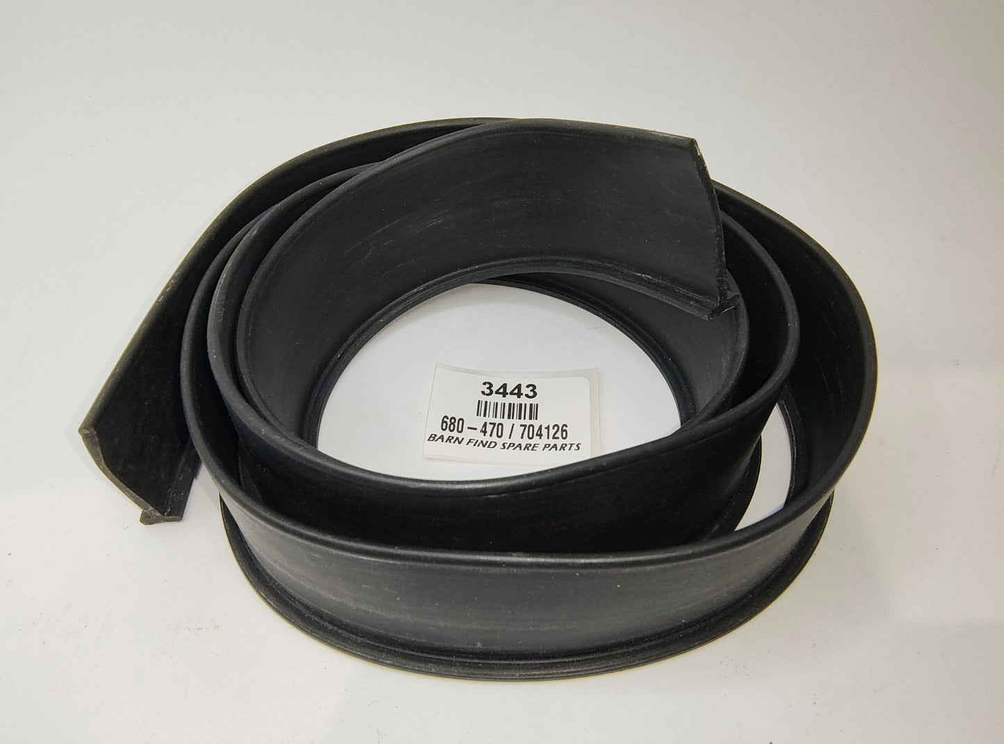 Scuttle Seal lower windscreen frame/body seal New 680-470 704-126 suits various0