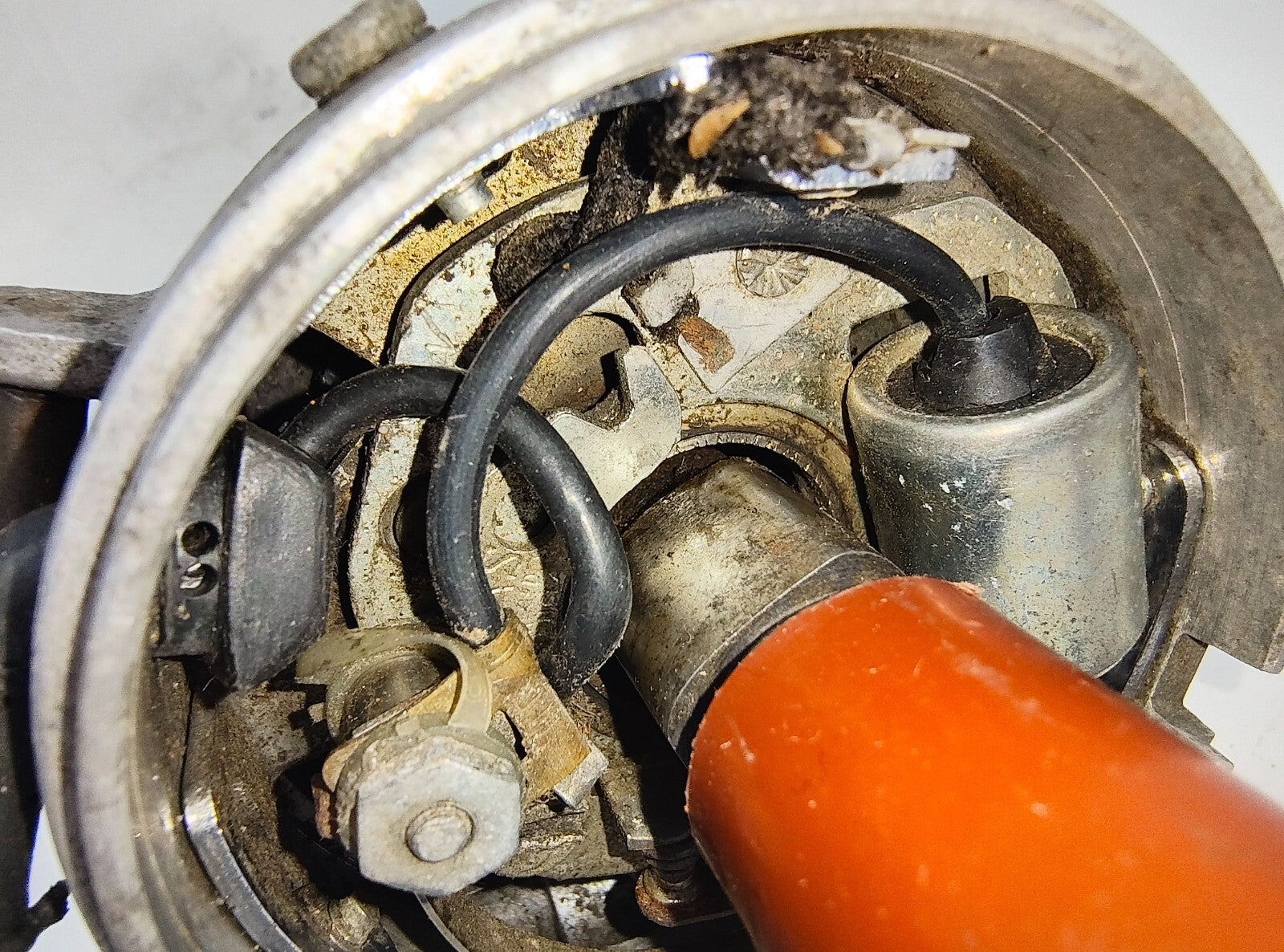 Lucas Used Australian built 29 D AYG2153  distributor 62941081A Dated March 196815