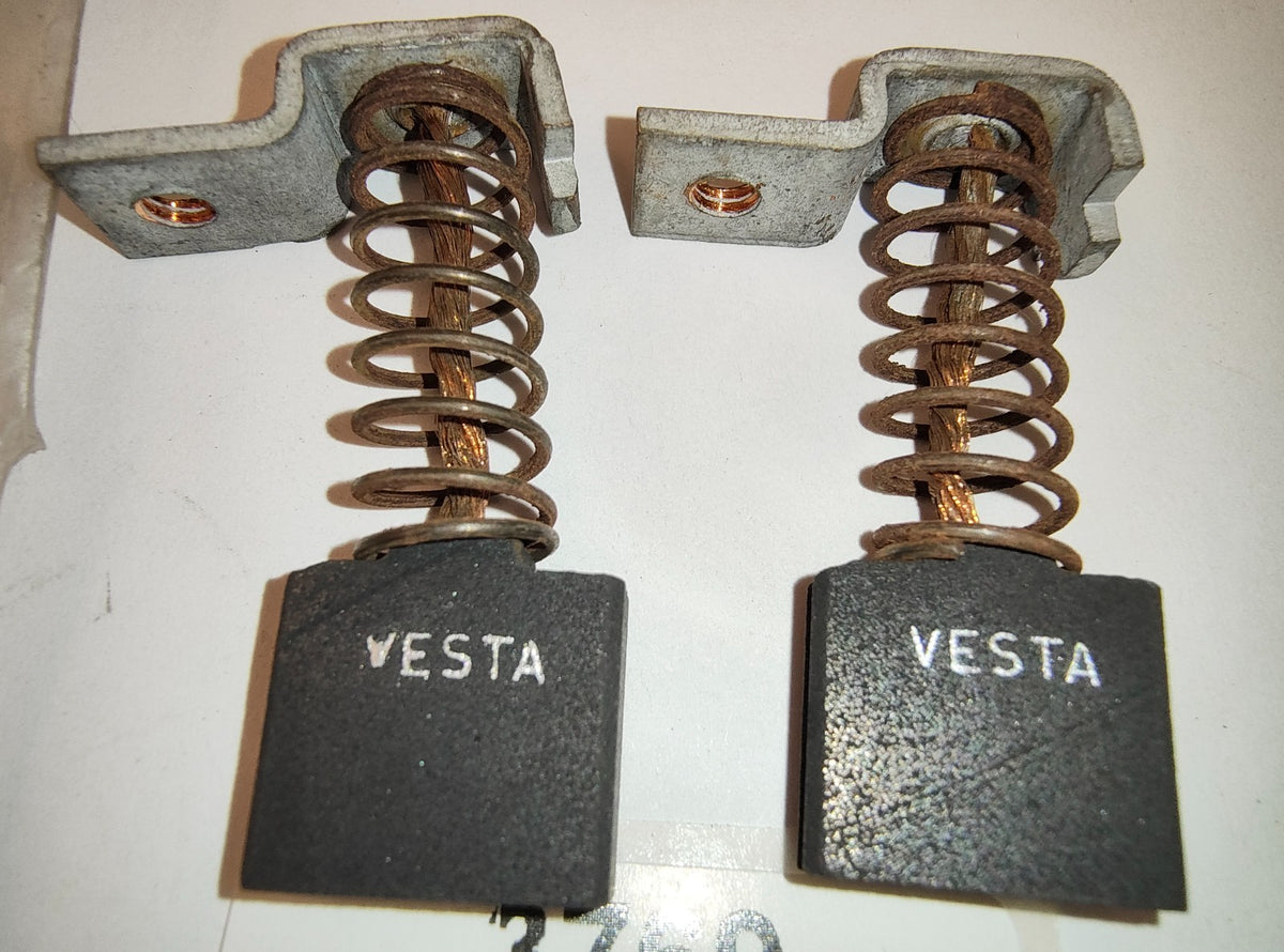 VESTA DUCELLIER SYSTEM Generator Brush set No. X6690 Alt: 32975 R New Old Stock2