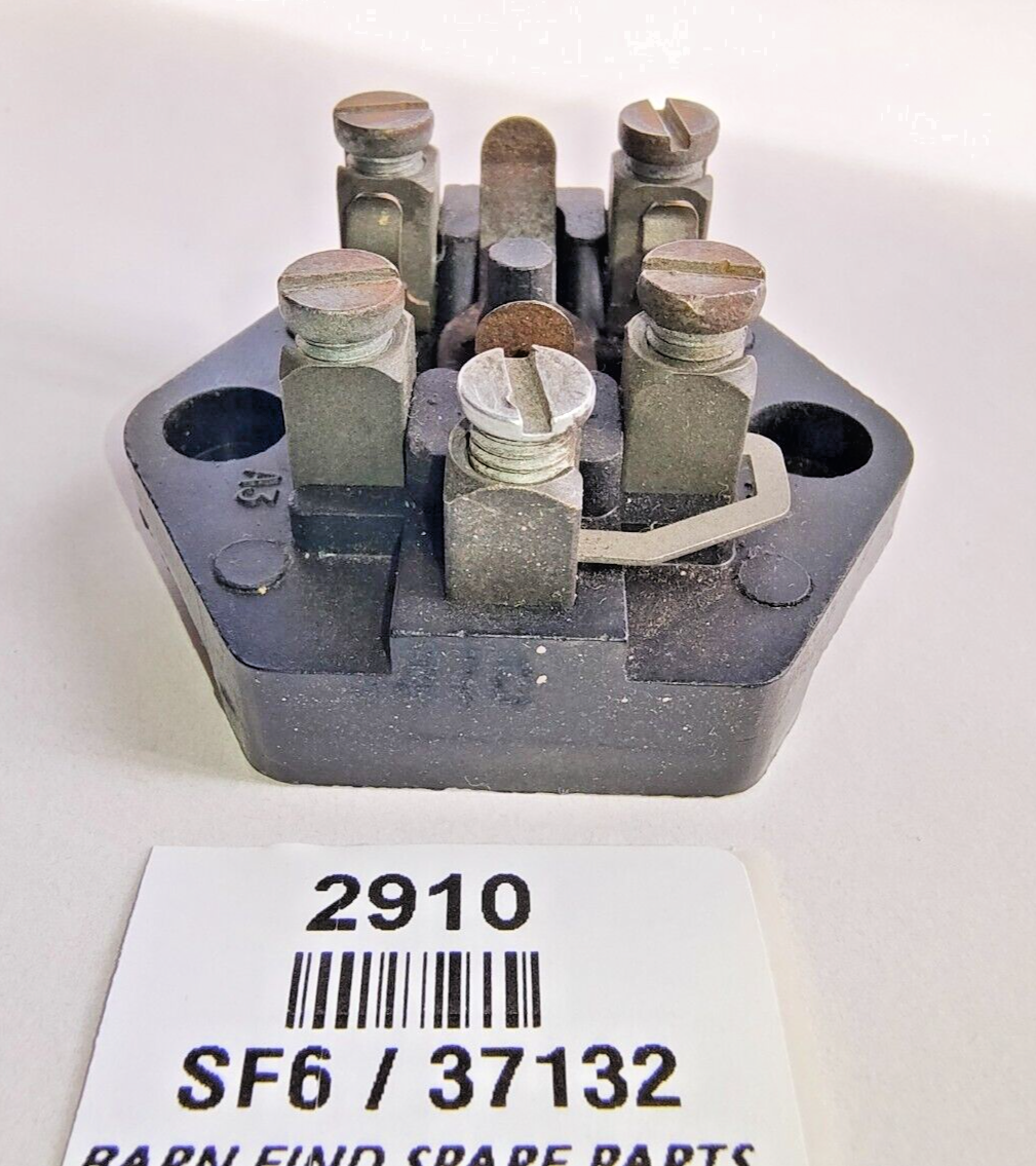 LUCAS Original SF6 Used 2 Fuse box, 37132 H Date Stamped 3 or 7  644