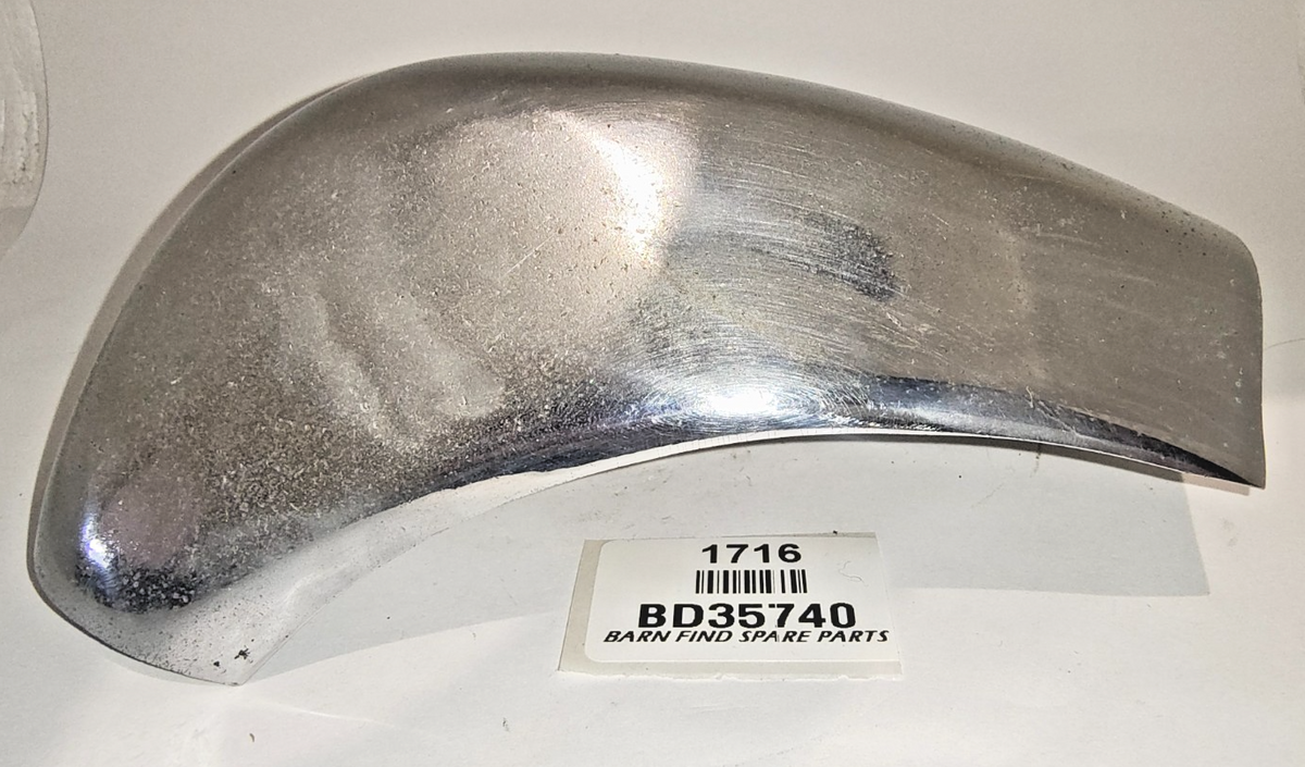 Jaguar E-Type RHS chrome tail finisher  BD35740 good used condition5