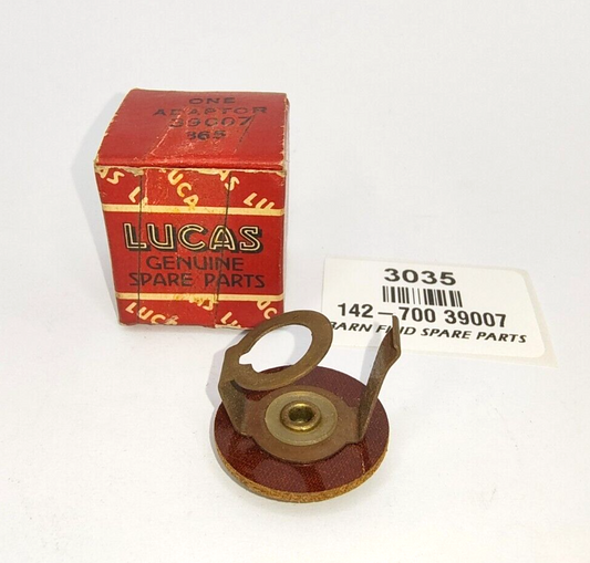 Original Lucas New Old Stock boxed single wire bulb holder adaptor 39007 142-7000