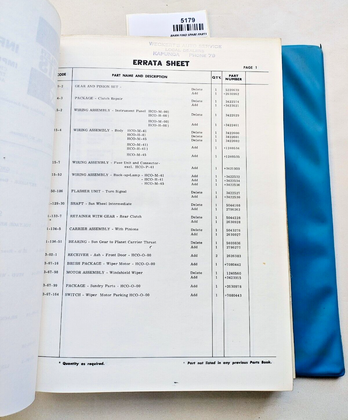 Original Chrysler folder with two Hillman  HB BC  parts list books 1967, 19684