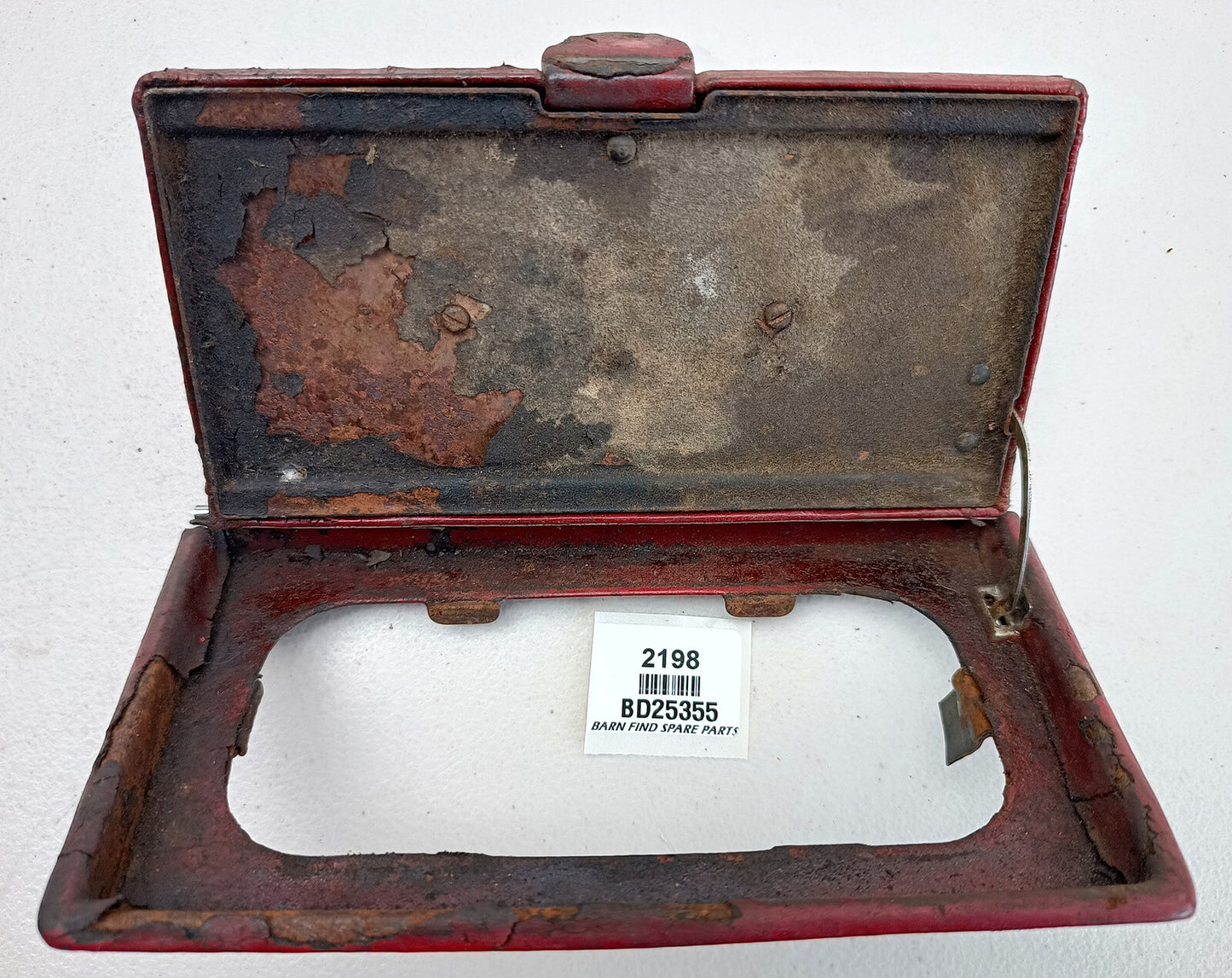 JAGUAR MK2 ORIGINAL ASHTRAY COVER, BD25355. Used condition2