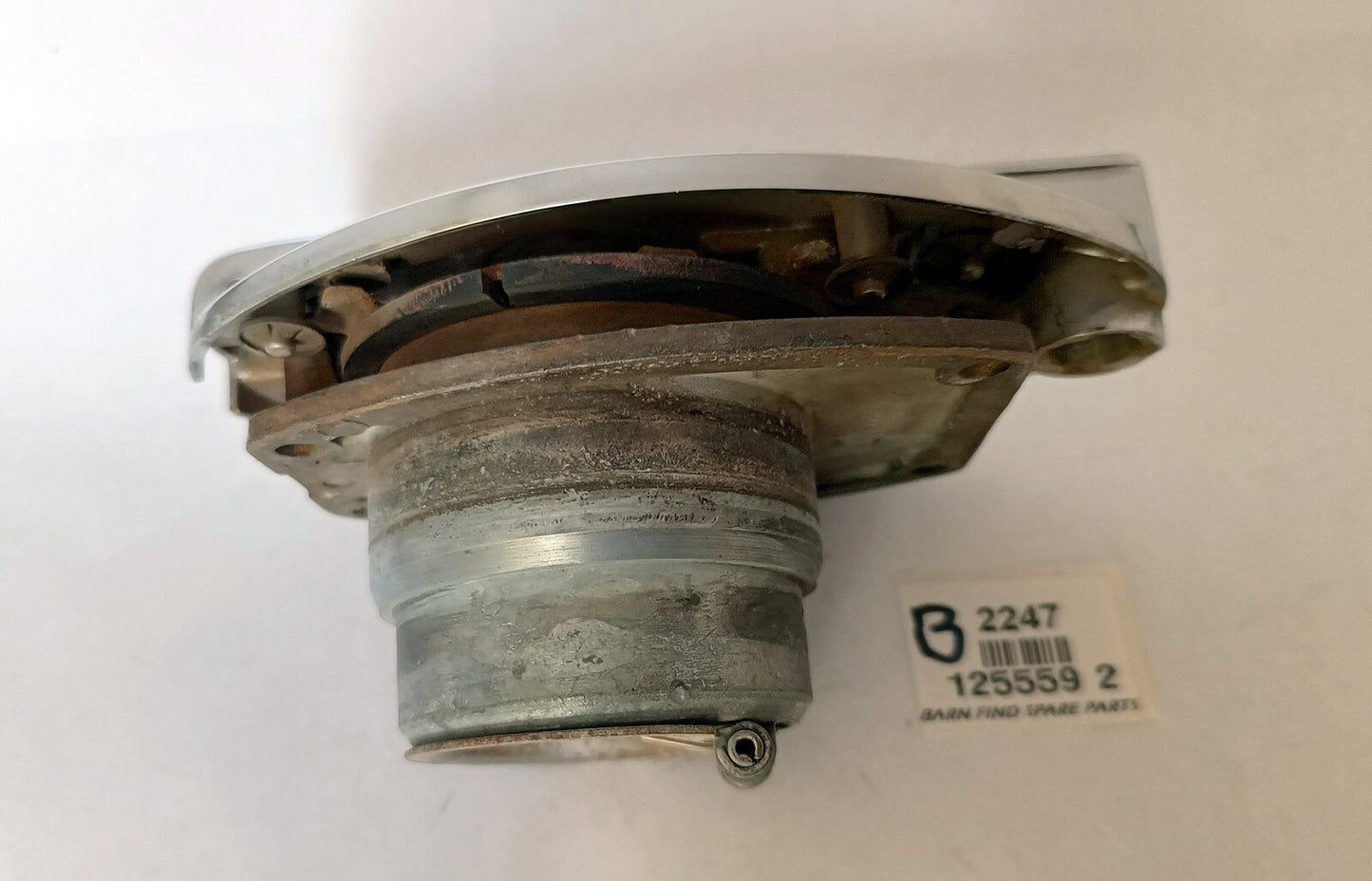 Jaguar Chrome Thin Fuel Filler Cap, 125559 2. Used Condition2