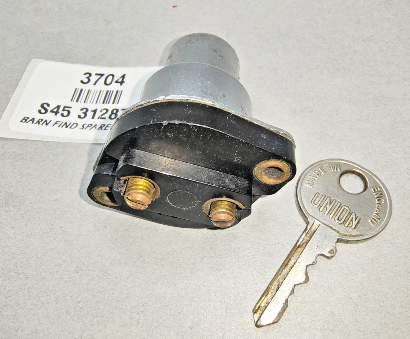 Original Lucas Model S45 31287F ON/OFF two hole flange ignition switch with key9