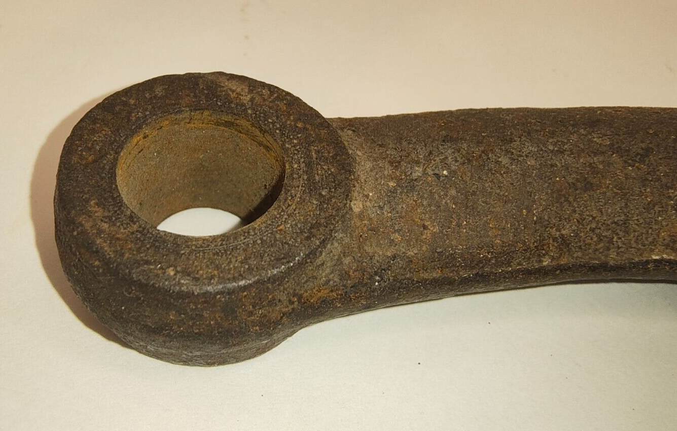 MGB MOWOG Top Steering Arm RHS BTB396 Good Used3